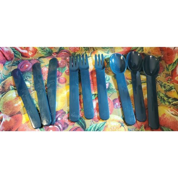 Woven Picnic Basket Floral Interior Hunter Green Plates/Cups For Four People - Picture 9 of 16